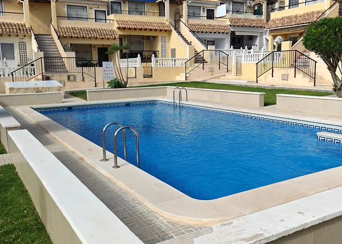 Sandy Bunker 2 Bed And Pool Lägenhet *